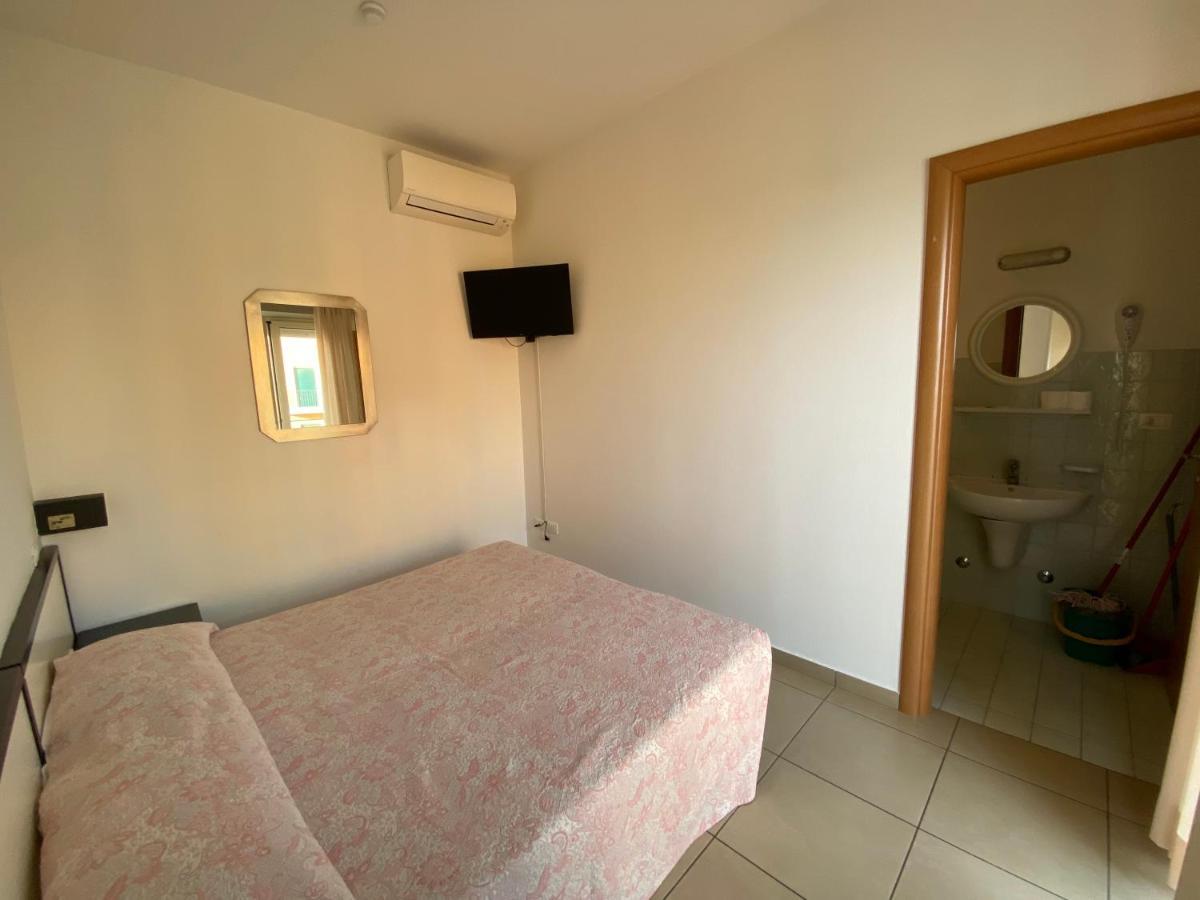 Aparthotel Roxy 3*