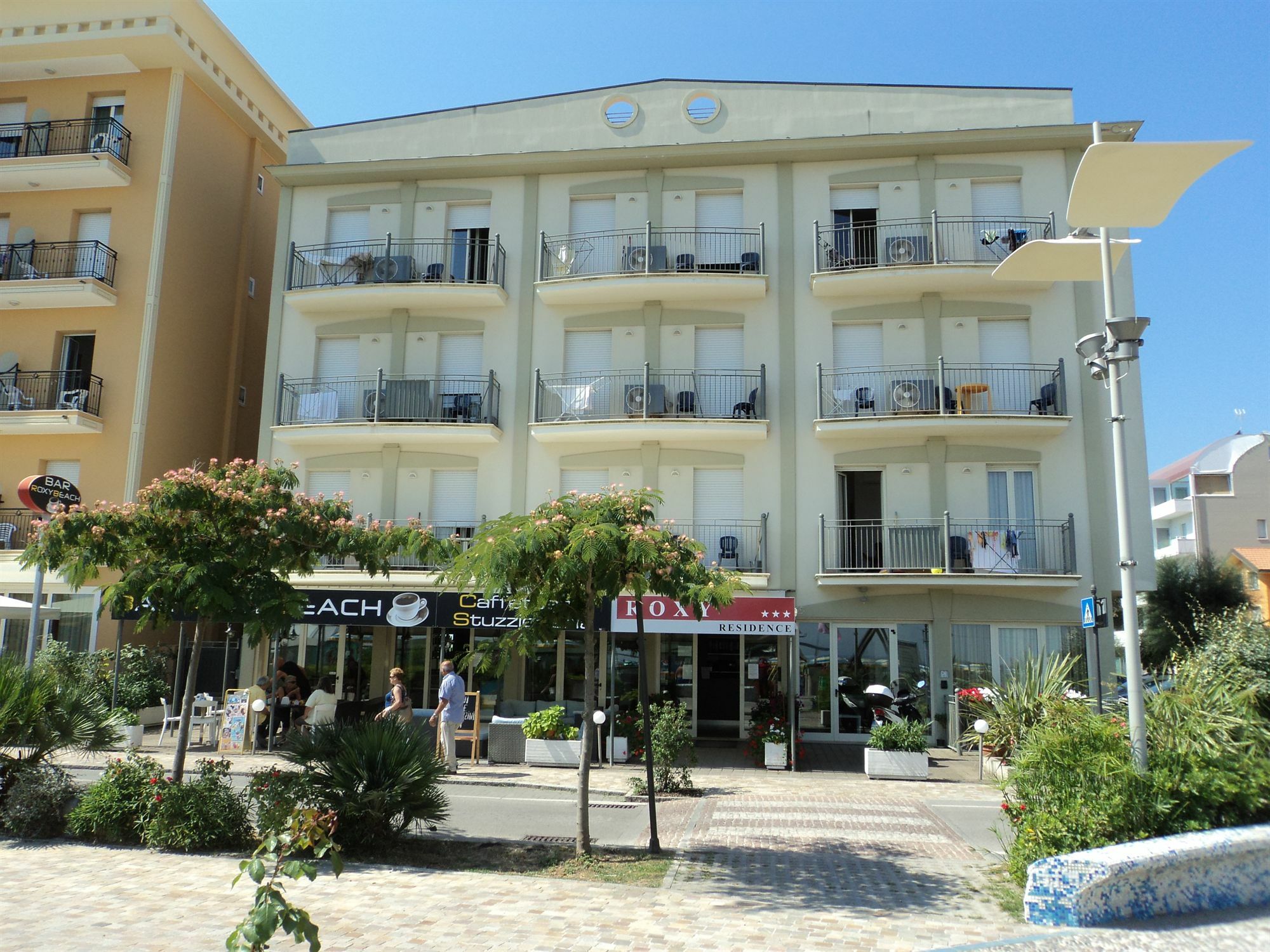 Apart-hotel Roxy 3*